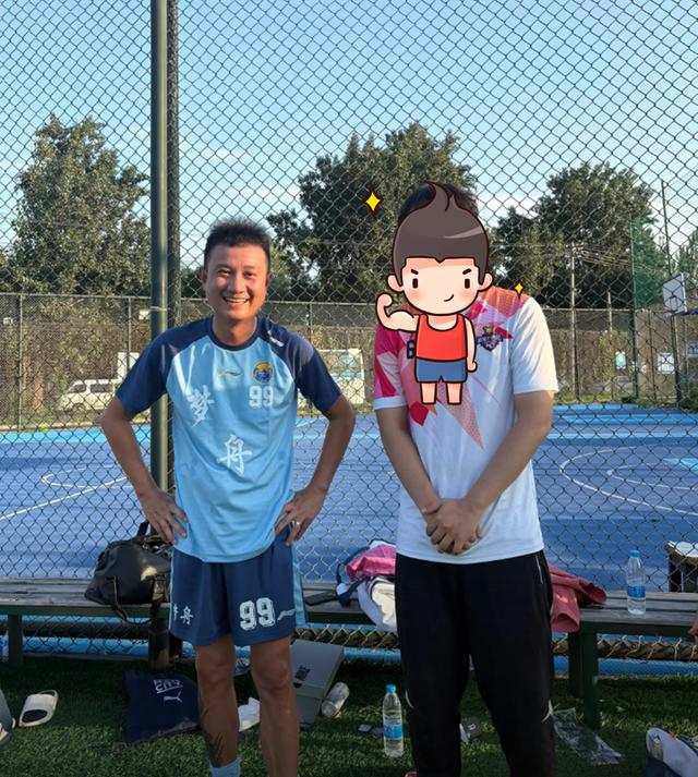 章副驾驶的, 其中