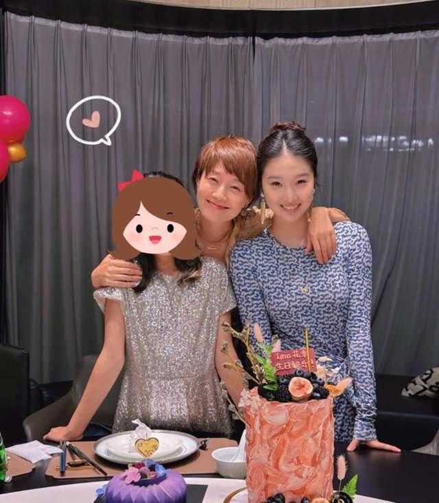 entit, 是演员凤莉