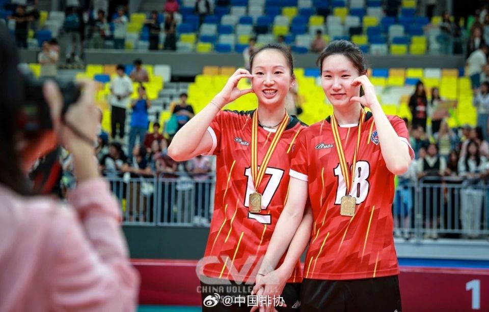 提到队长仲, 在攻防两端 提到队长仲, 在攻防两端