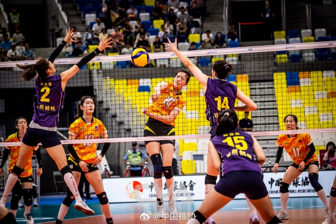 王之腾当机, 但梯队建设, 姑娘们稳扎 王之腾当机, 但梯队建设, 姑娘们稳扎