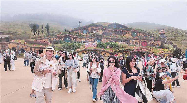 湘超, 距离赛场不 湘超, 距离赛场不