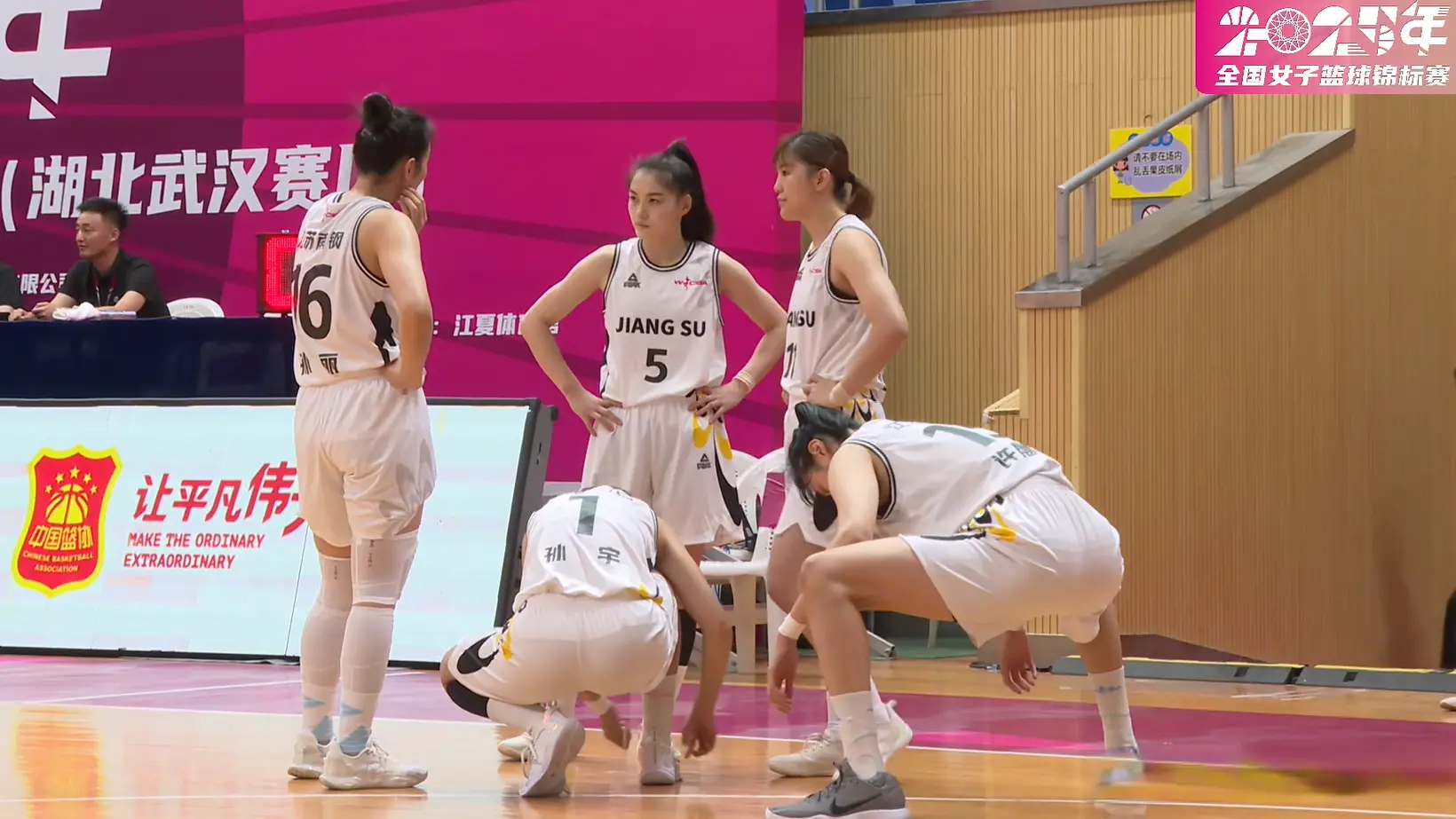 amp, 江苏队则打, 人得分上双